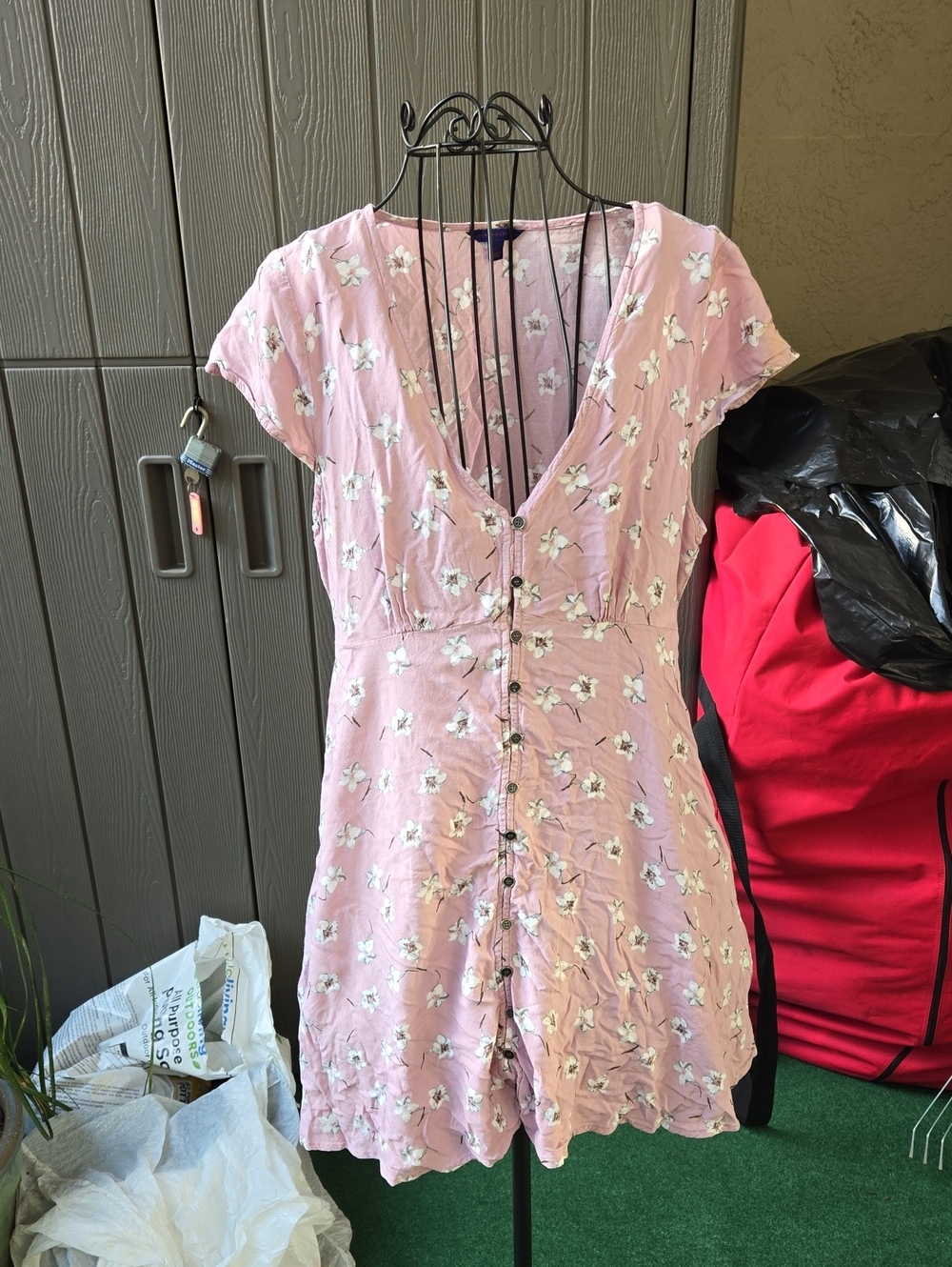 Aeropostale Pink Floral Button-Front V-Neck Dress